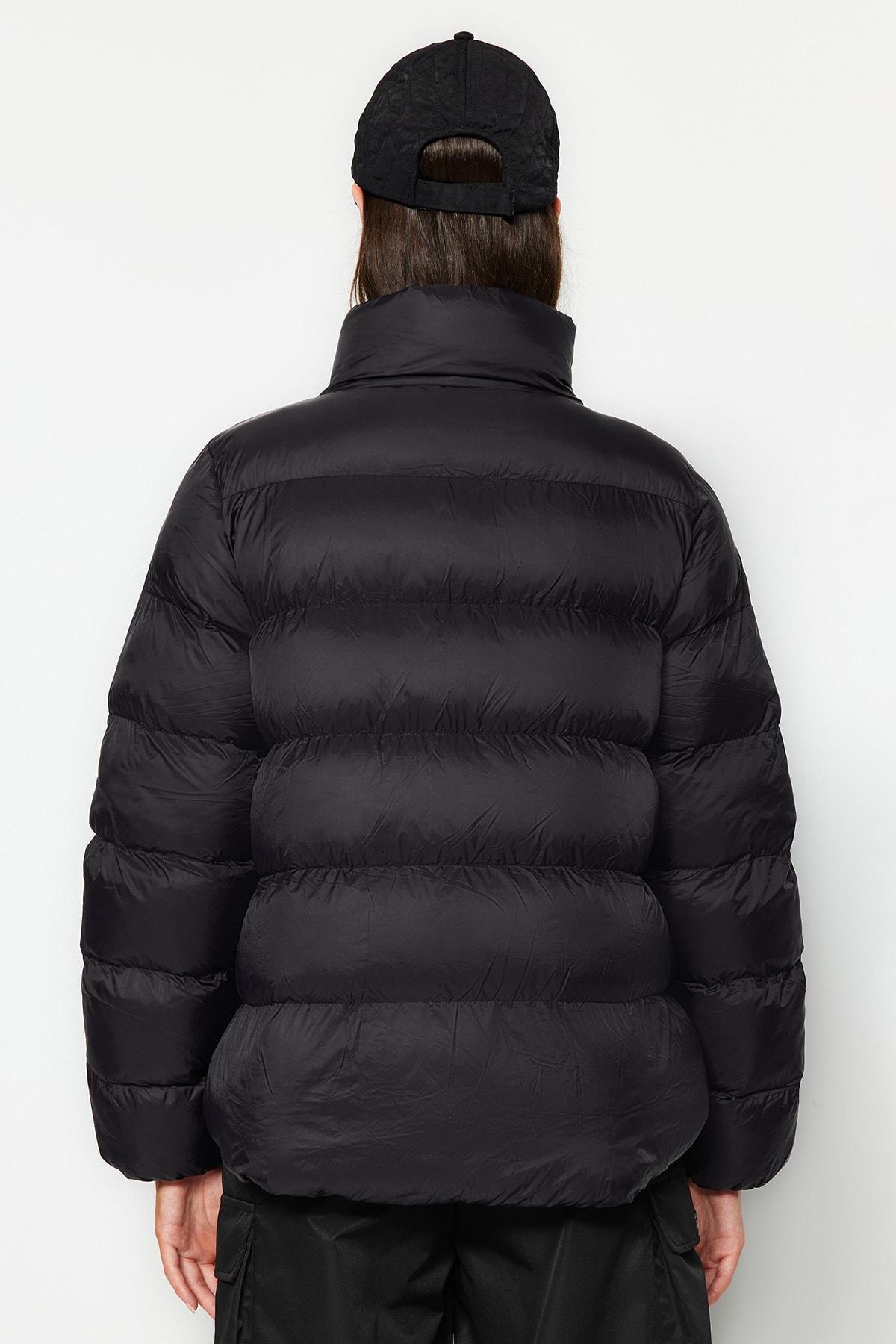 Black Puffer Jacket, BLACK, large image number 4