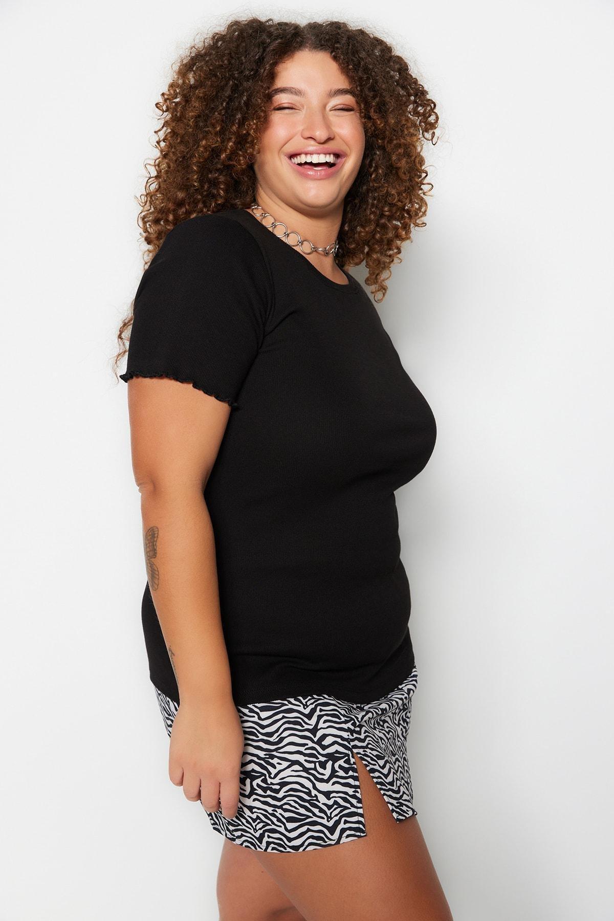 Black Slim Plus Size Blouse, , large image number 2