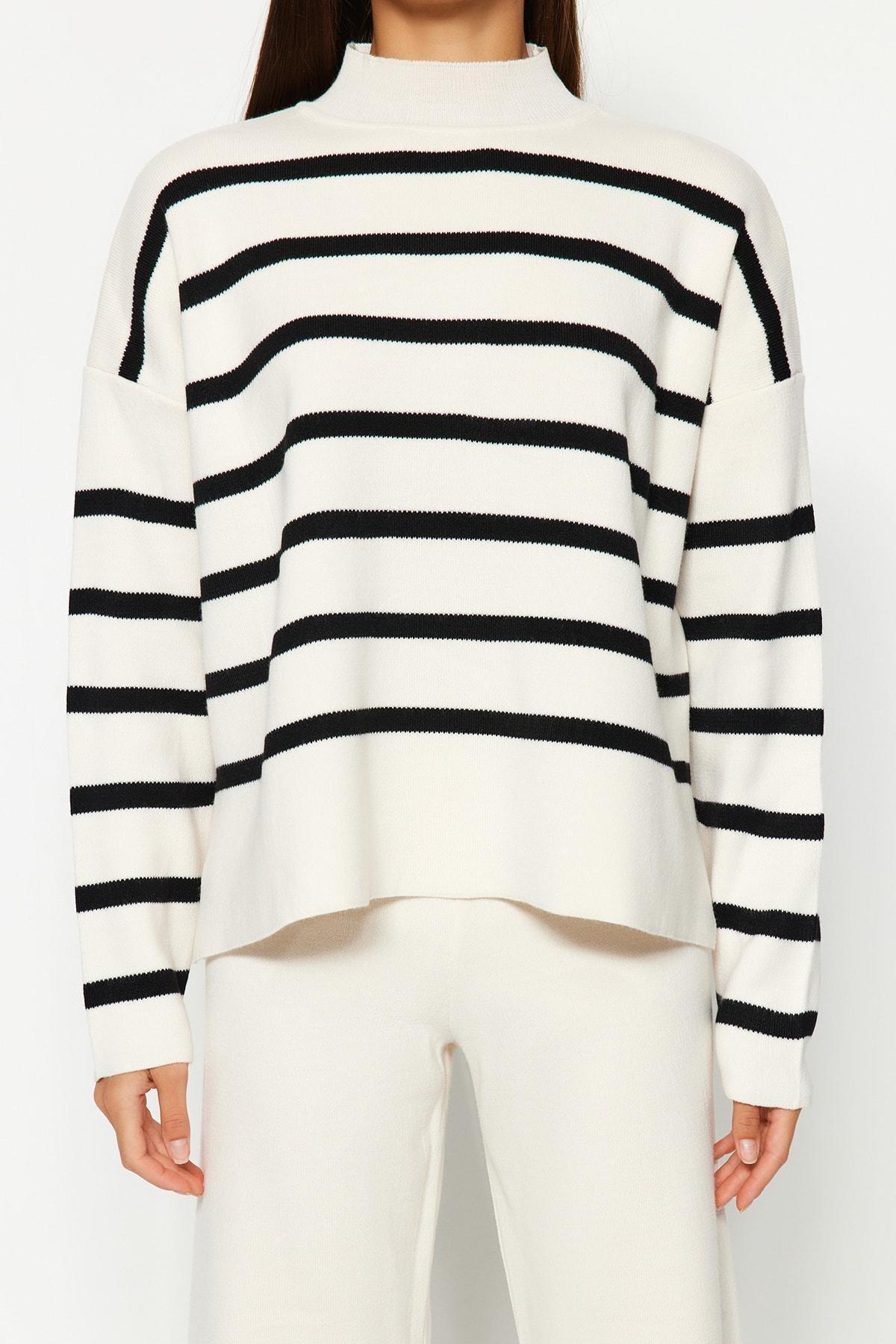 Black Striped Sweater Co-Ord Set, , large image number 3