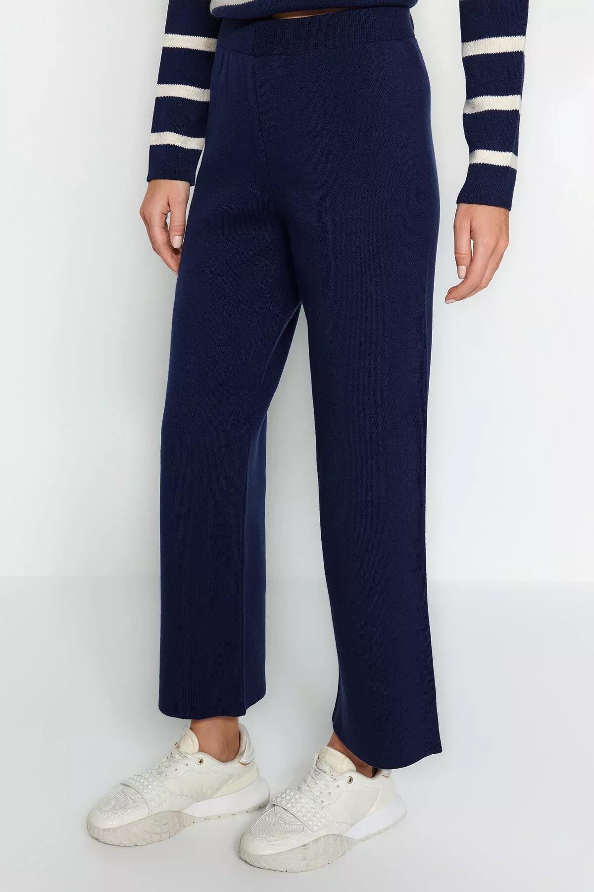 Navy striped sweater bottom top, , large image number 6