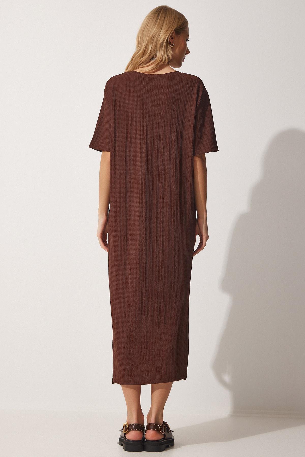 Crew Neck Ribbed Shift Maxi Dress, Brown, large image number 2