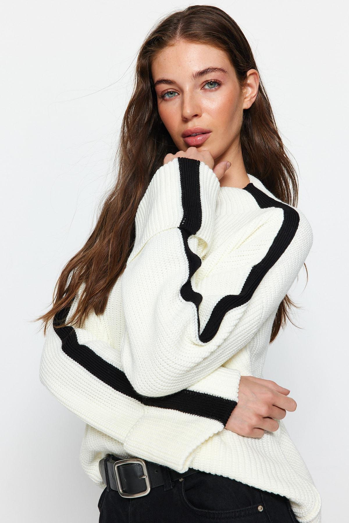 Cream Oversize Off-Shoulder Sweater, , large image number 1