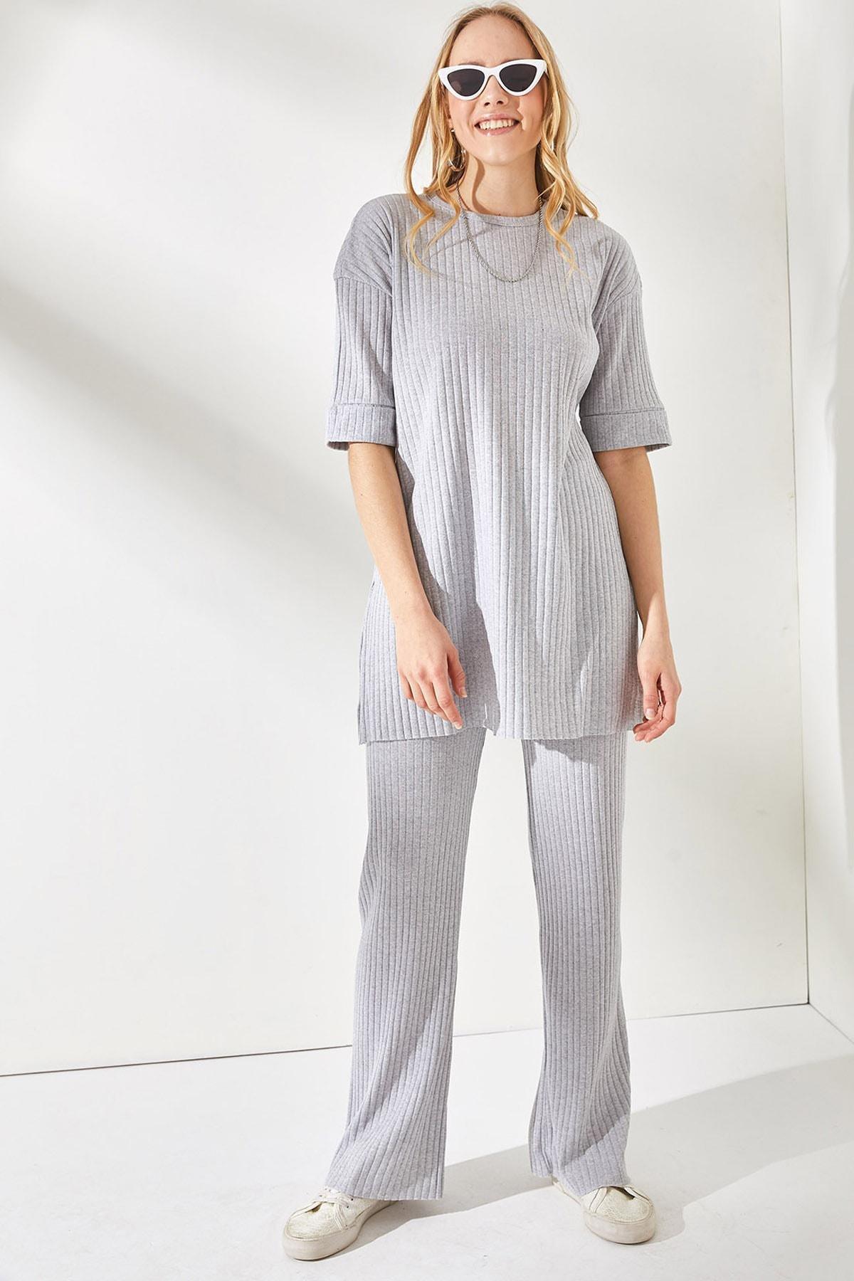 طقم بقصة مريحة، رمادي, LIGHT GREY, large image number 1