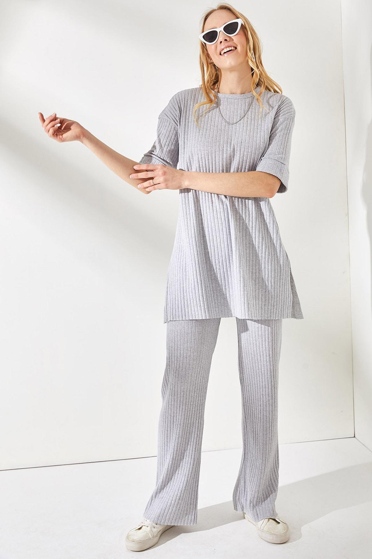 Olalook - Grey Relaxed Crew Neck Co-Ord Set