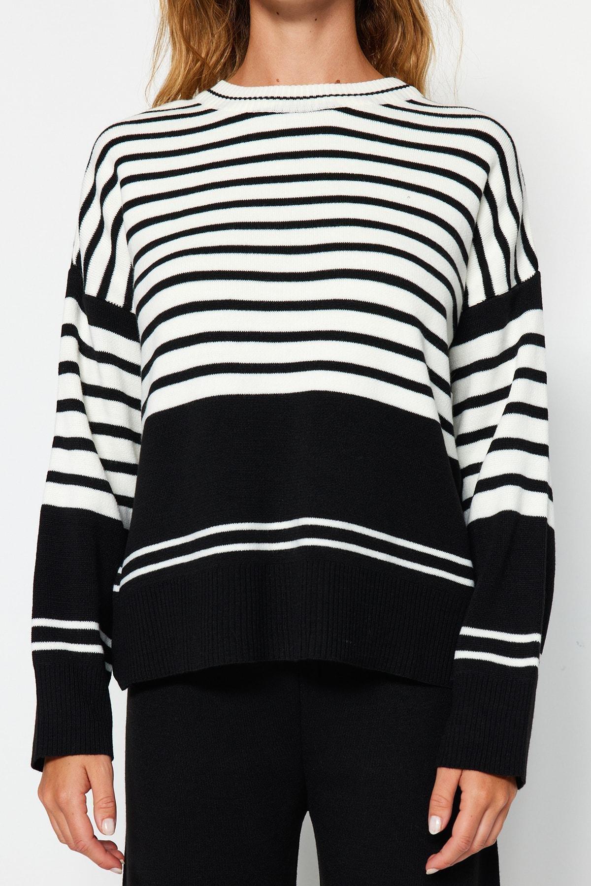 Black Oversize Off-Shoulder Co-Ord Set, , large image number 3