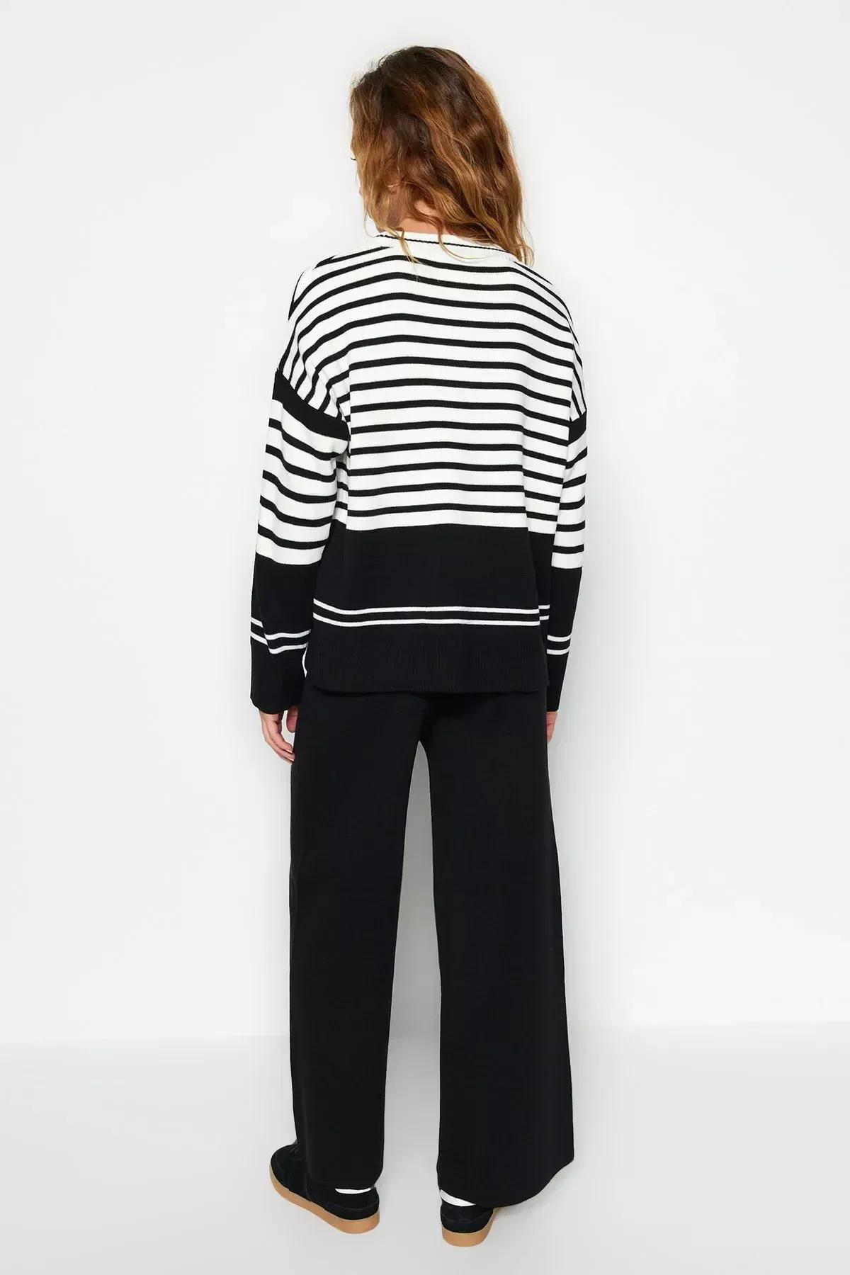 Black Oversize Off-Shoulder Co-Ord Set, BLACK, large image number 5