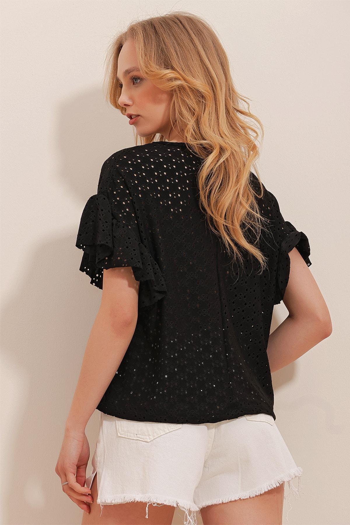 Black Short Sleeve Scalloped Blouse, , large image number 3