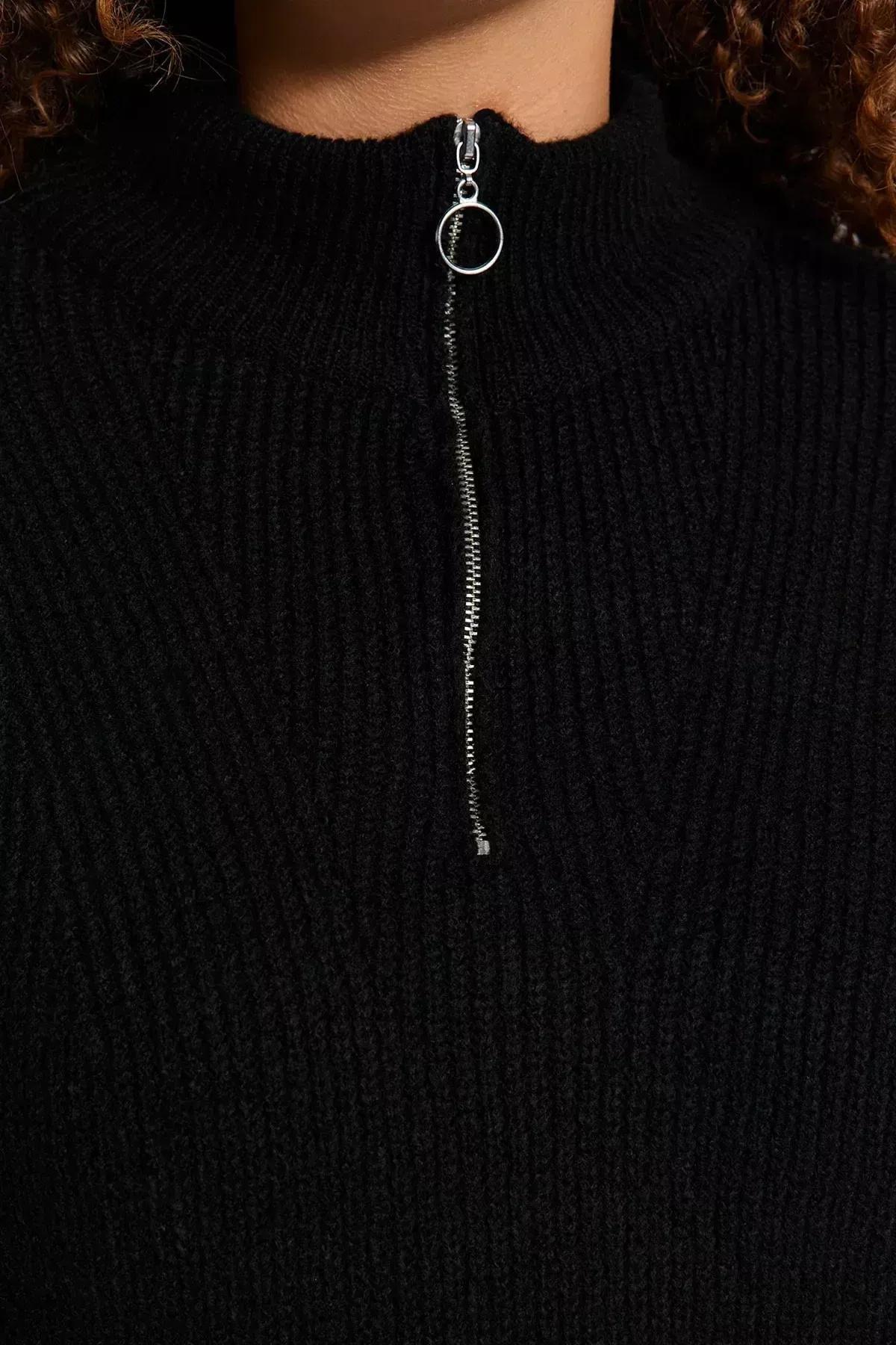 Black Zipper Closure Knitwear Sweater, BLACK, large image number 4