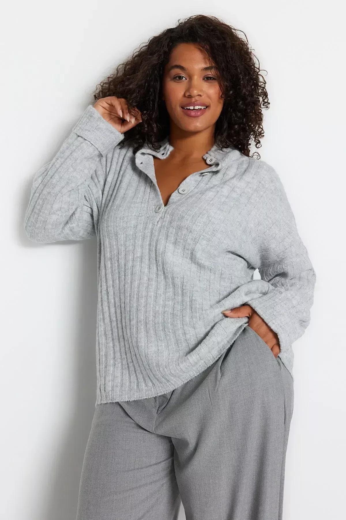Grey Relaxed Plus Size Sweater, Grey, large image number 1
