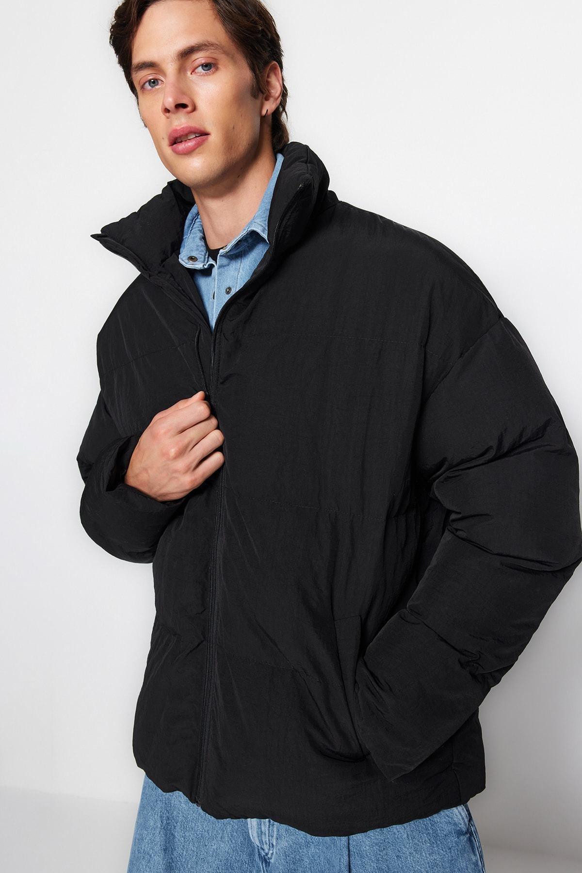 Black Puffer Jacket, , large image number 3