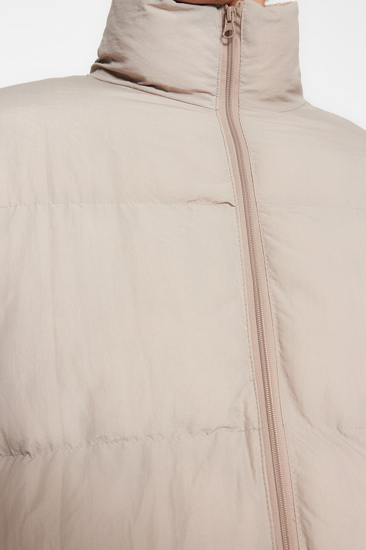 Beige Puffer Jacket, , large image number 4