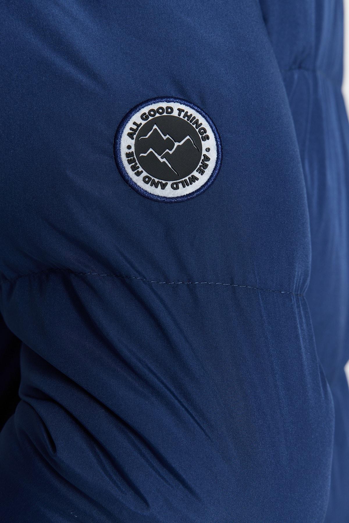 Navy Puffer Jacket, , large image number 7