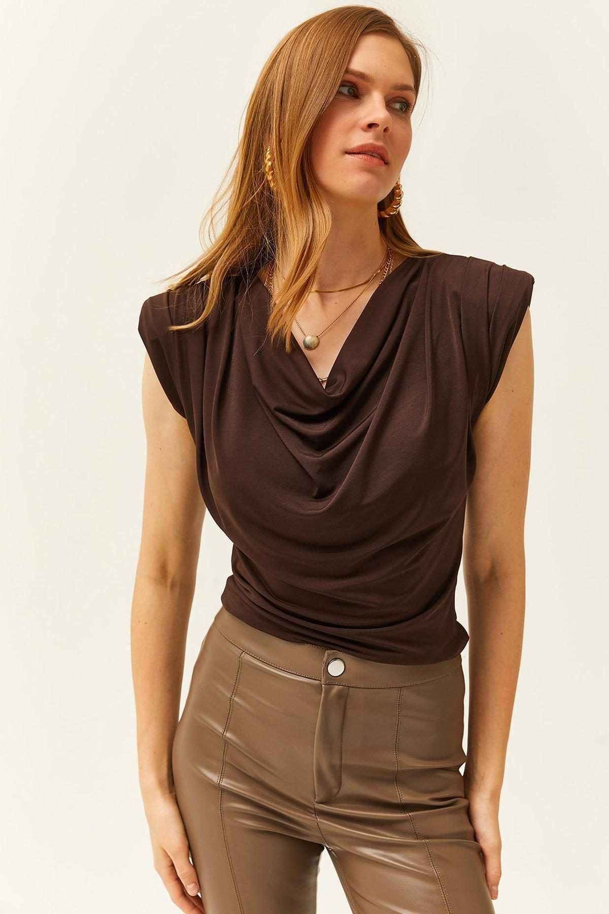 Brown Padded Plunging Collar Flowy Blouse, , large image number 0