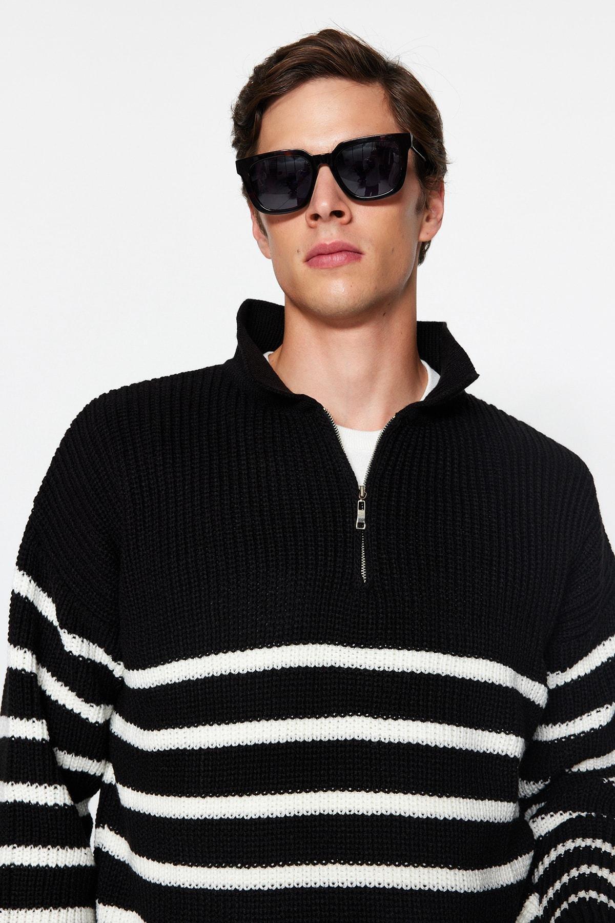Black Oversize Collared Striped Knitted Sweater, , large image number 2
