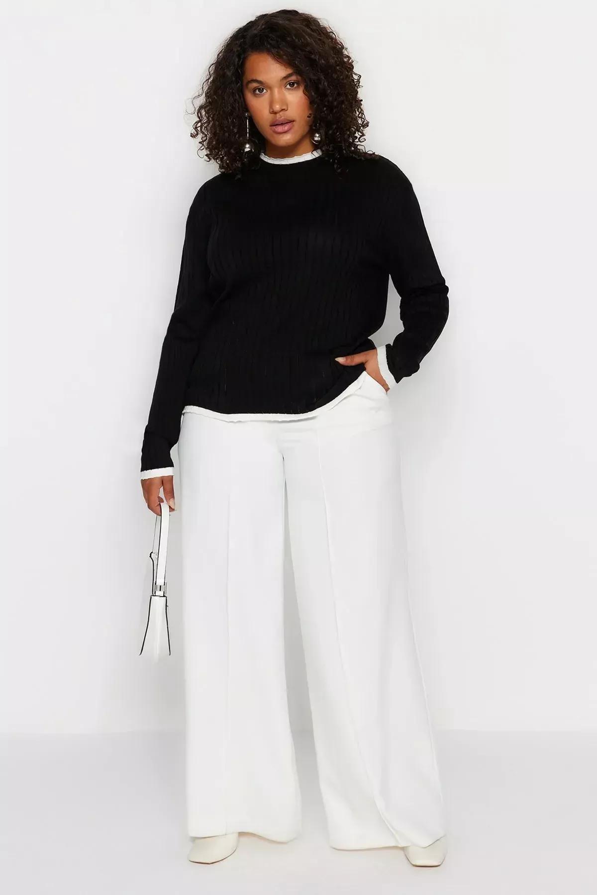 Black Collared Plus Size Sweater, , large image number 2