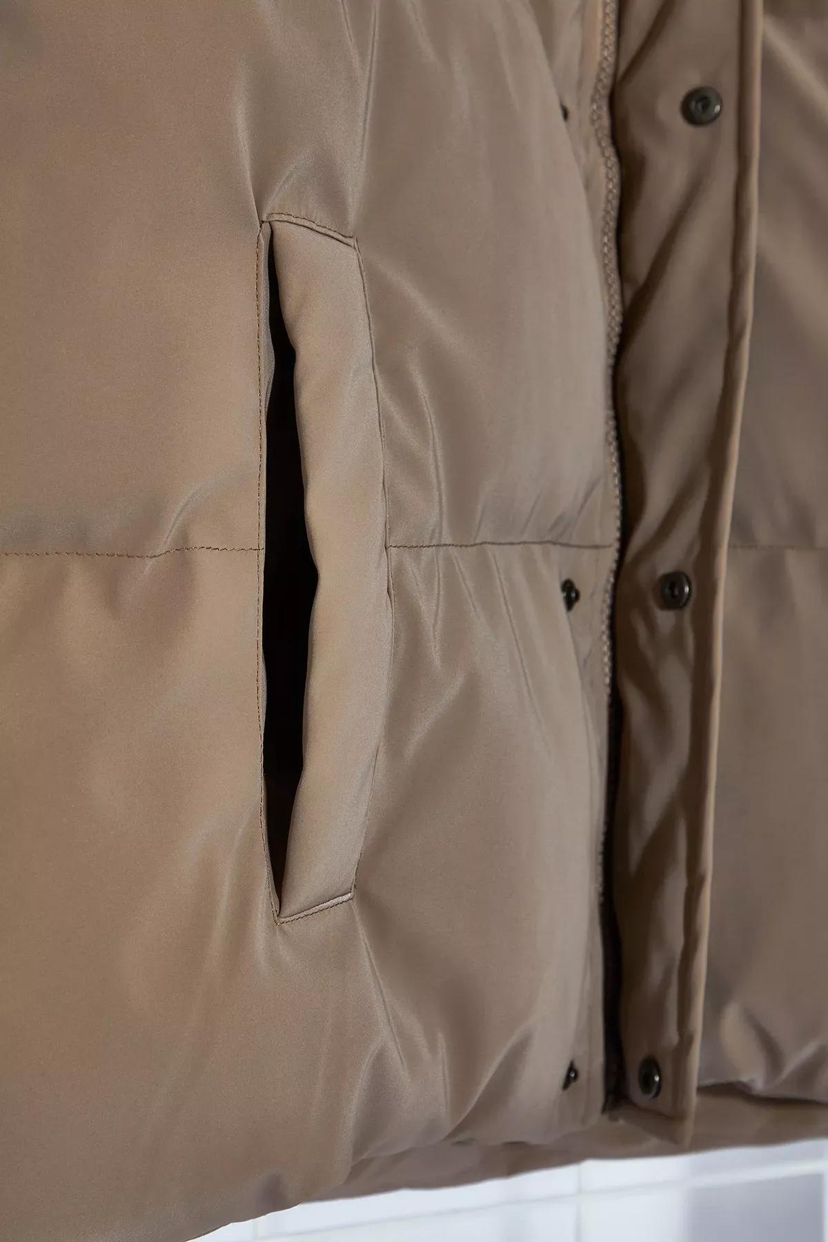 Brown Oversize Stand Collar Puffer Coat, , large image number 5