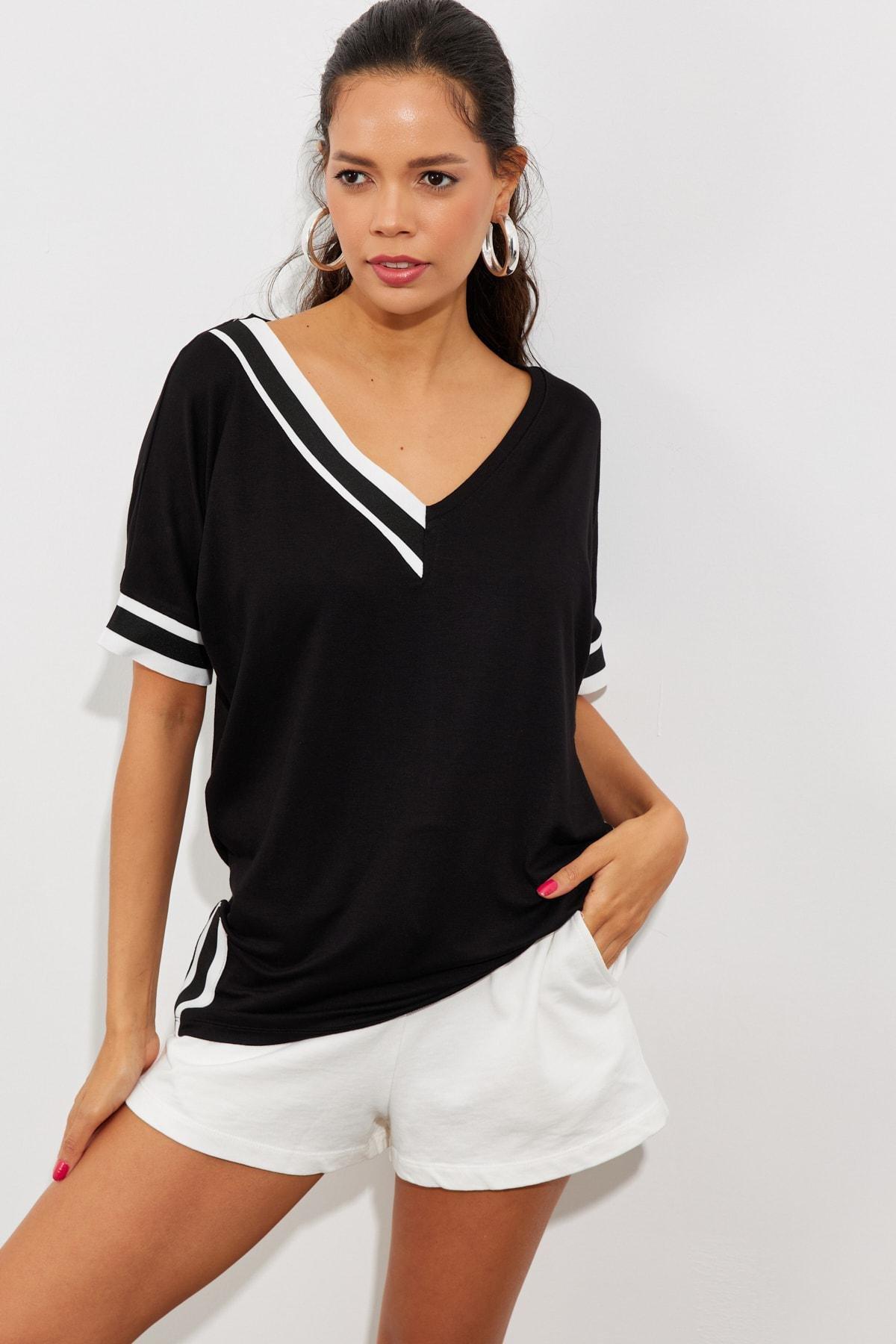 Black Contrast T-Shirt, BLACK, large image number 1