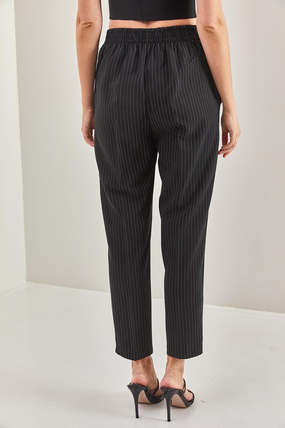 Black Pockets Buttoned Trousers, , large image number 2