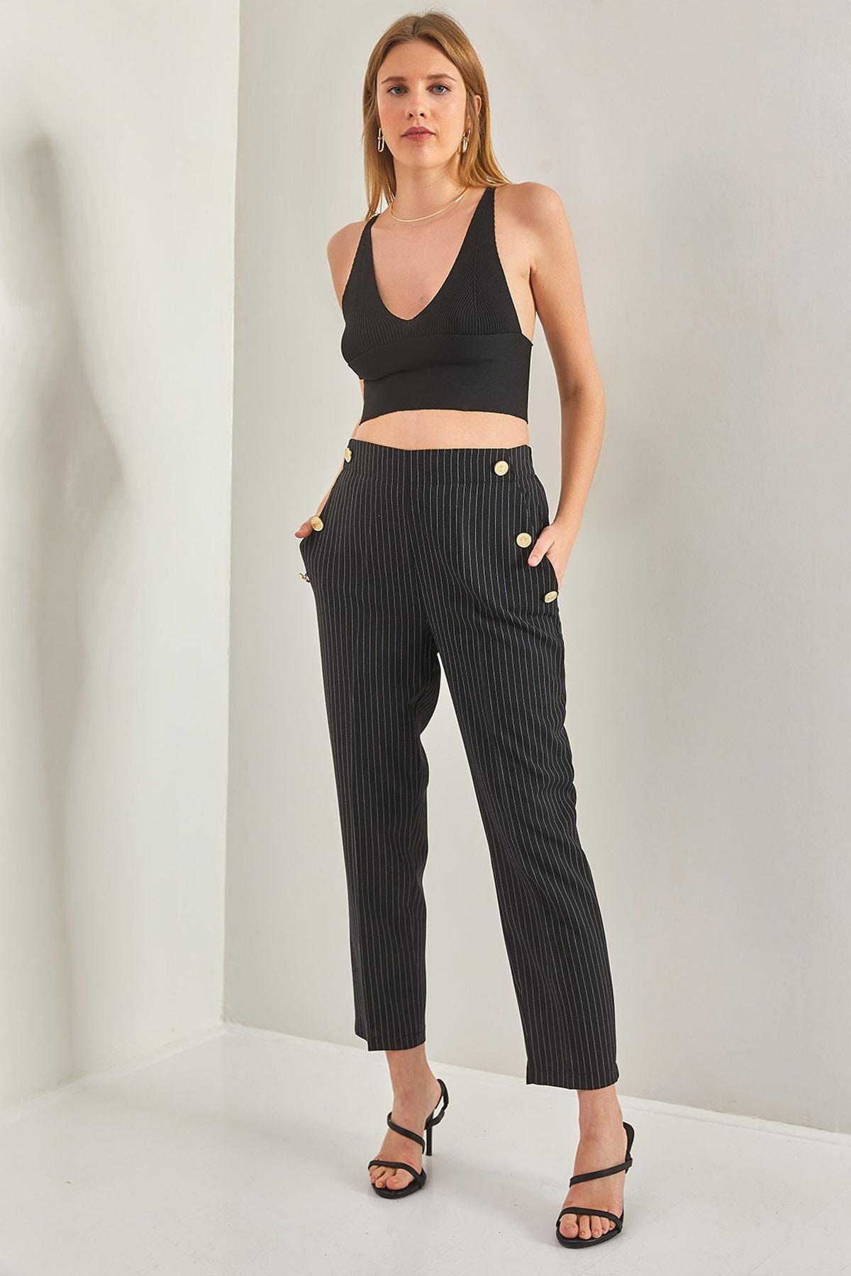 Black Pockets Buttoned Trousers, , large image number 3
