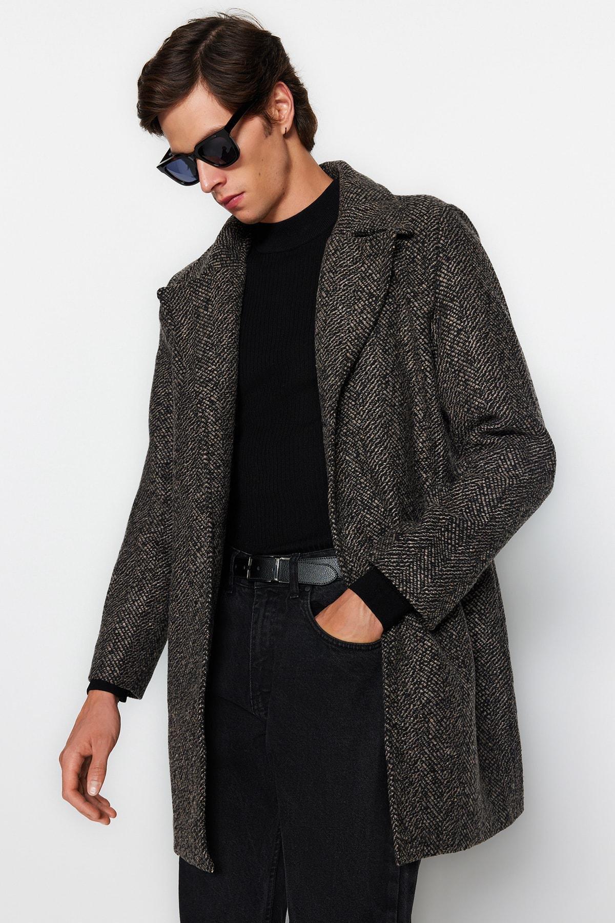 Trendyol - Brown Regular Stamped Coat.<br>