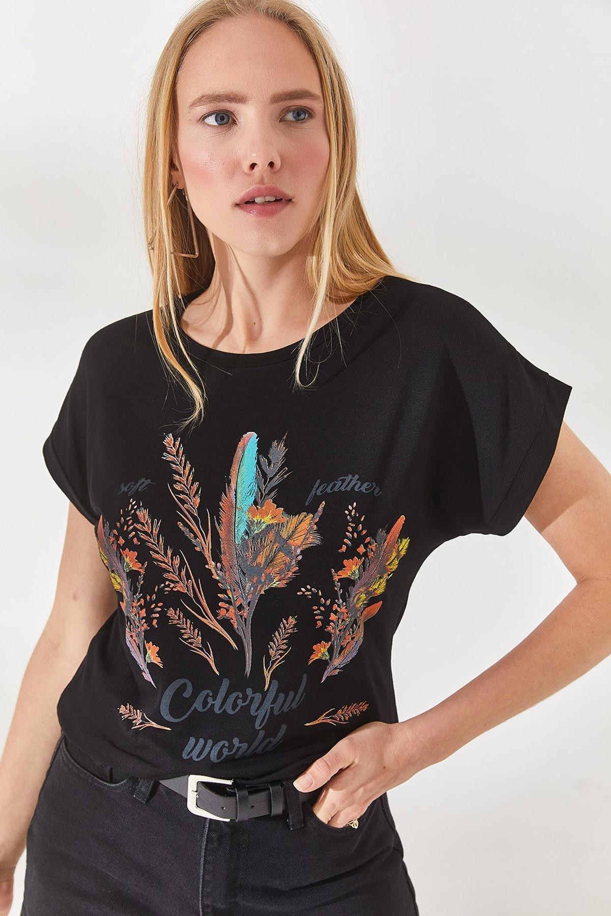 Olalook - Black Feathered Printed T-Shirt