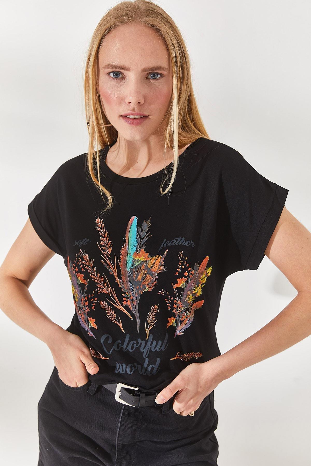 Olalook - Black Feathered Printed T-Shirt