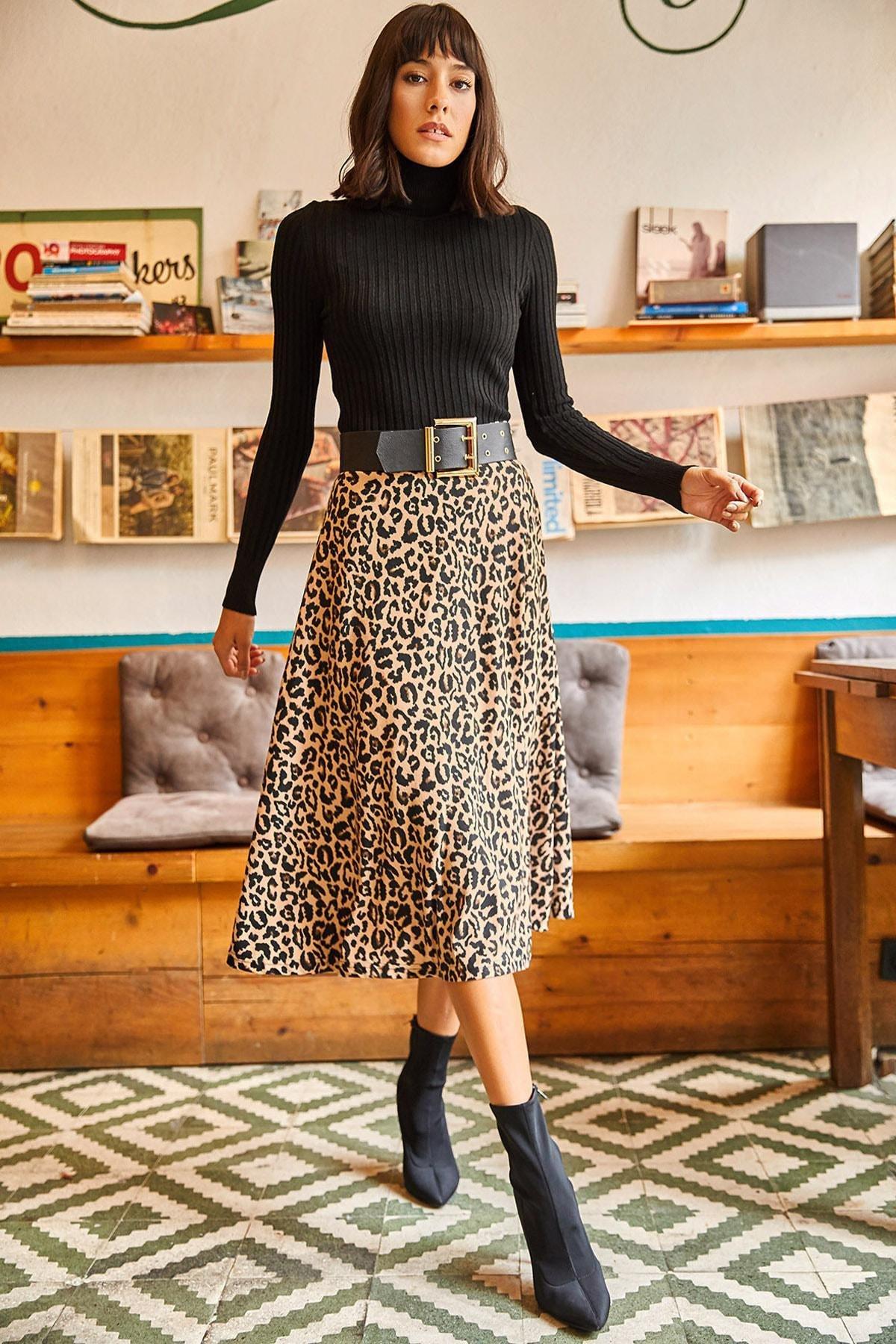 Green Patterned Textured A-Line Skirt, , large image number 2