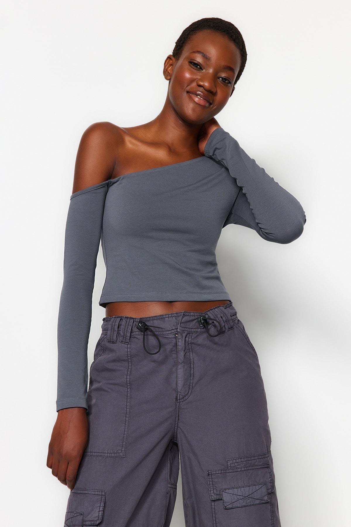 Grey One-Shoulder Cropped Knitted Blouse, , large image number 3