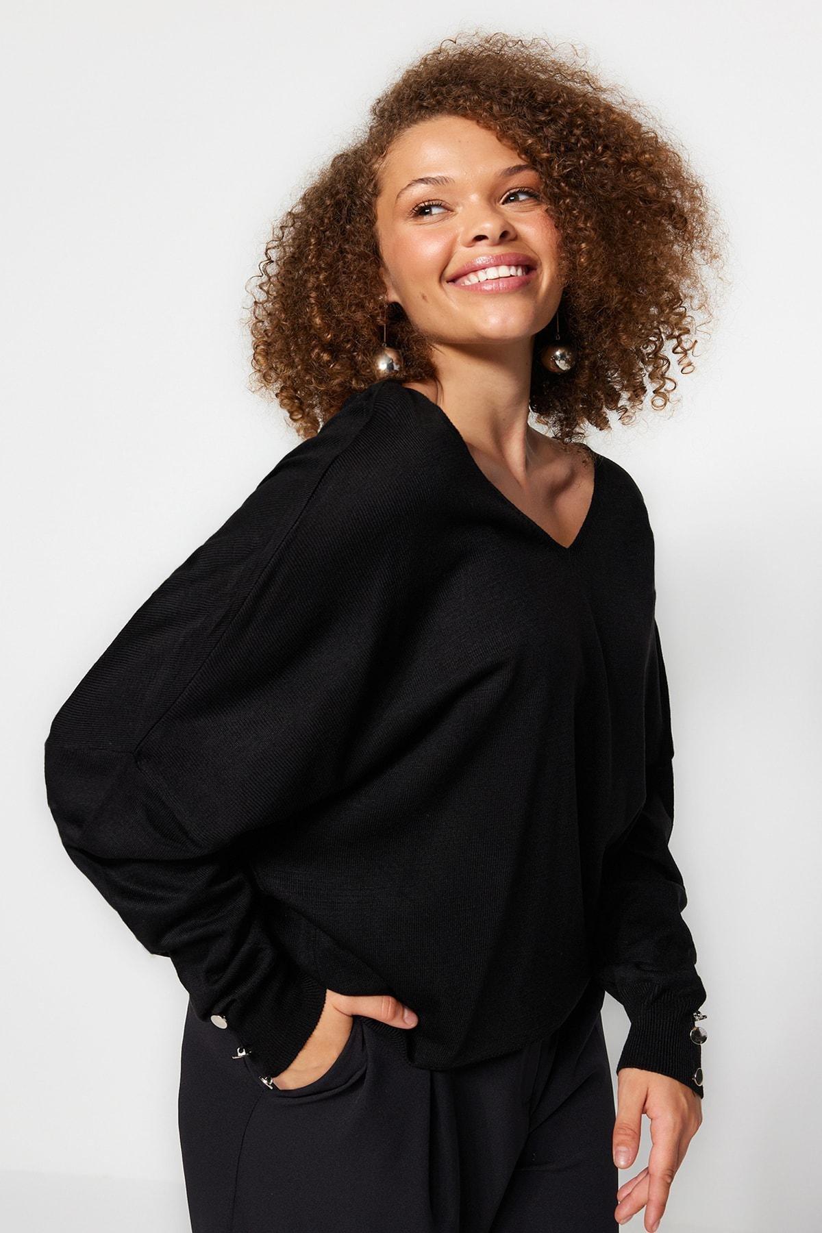 Black Relaxed Fit Plus Size Sweater, , large image number 1
