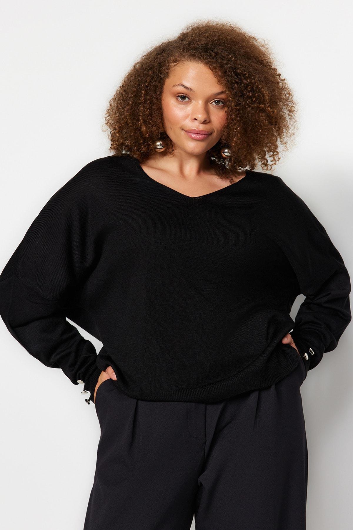 Black Relaxed Fit Plus Size Sweater, , large image number 2