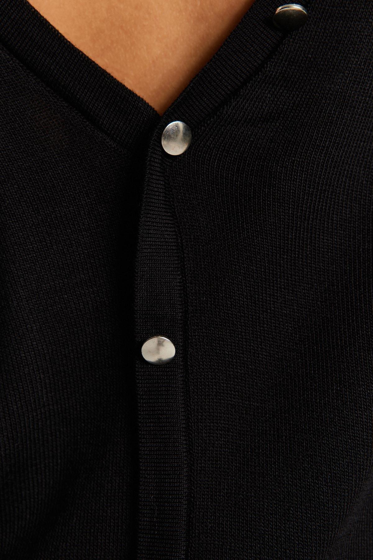 Black Relaxed Fit Plus Size Sweater, , large image number 3