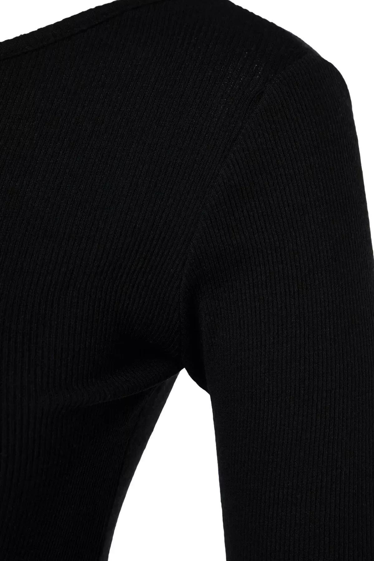 Black Low-Cut Back Fitted Knitted Blouse, BLACK, large image number 7