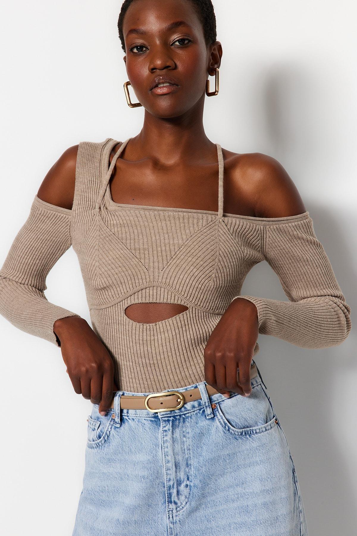 Trendyol - Grey Cut Out Knitwear Sweater