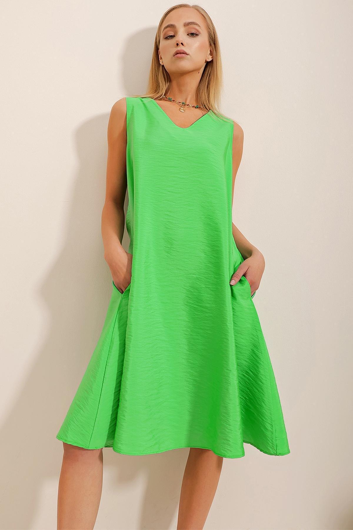 Green V-Neck A-Line Dress, , medium
