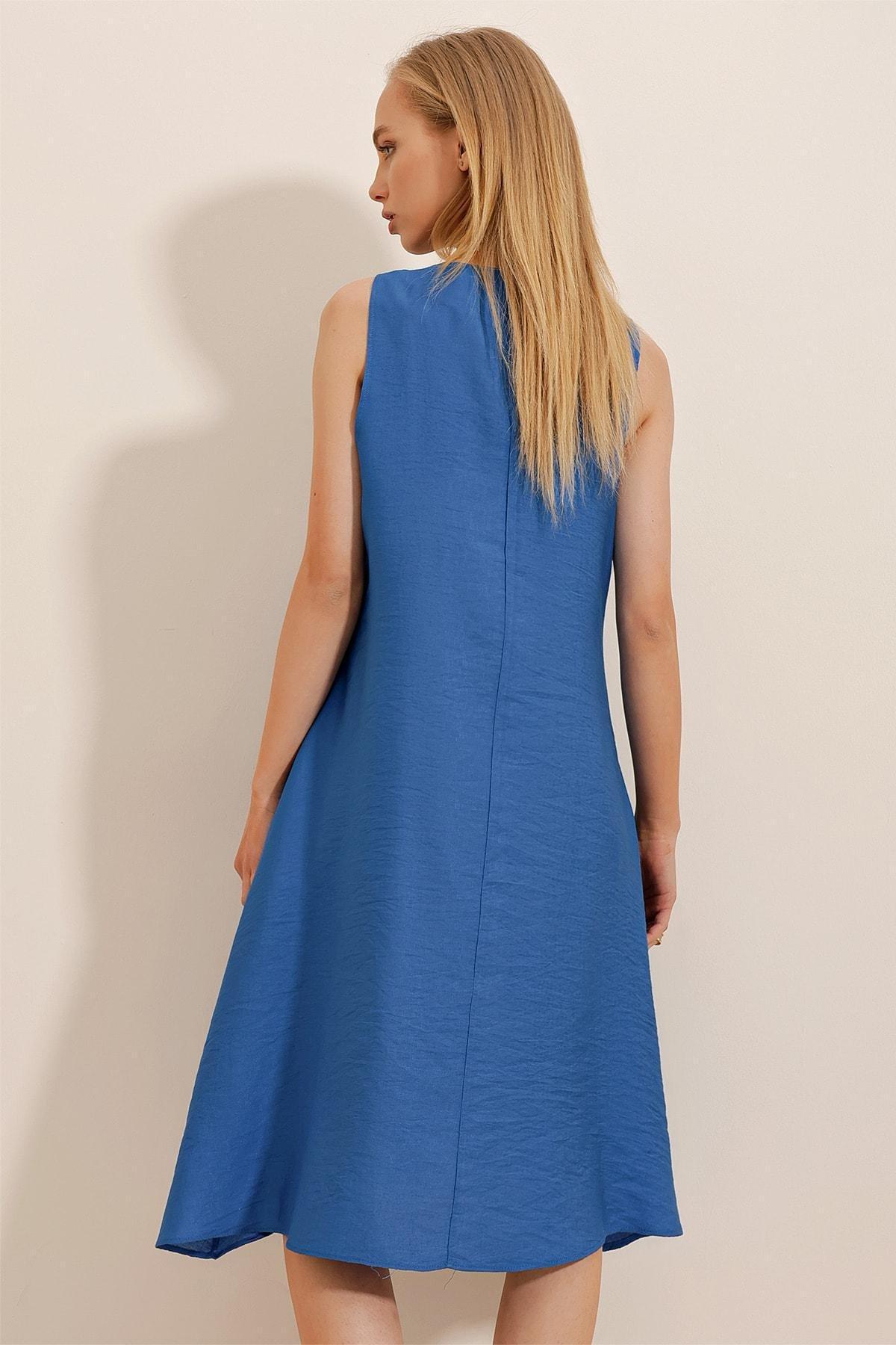 Navy V-Neck A-Line Dress, , large image number 4