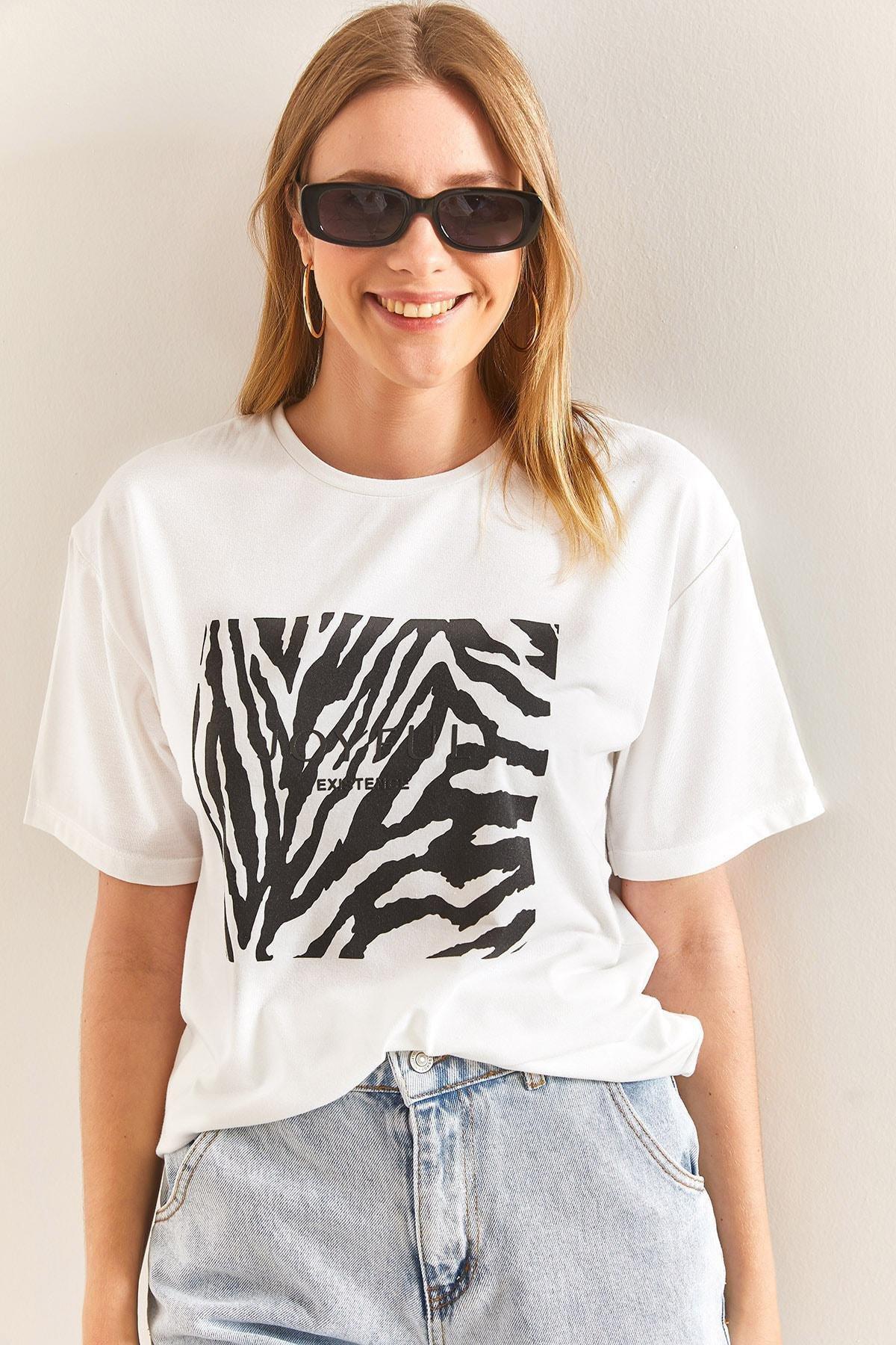 Black Patterned Combed Cotton Tshirt, , medium