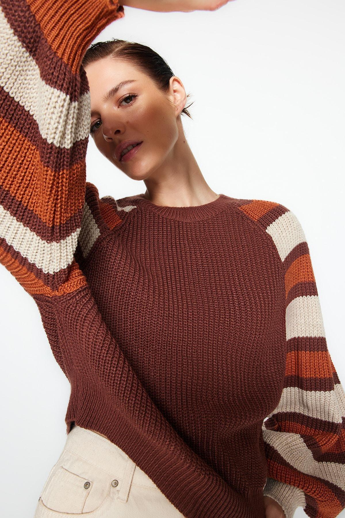 Trendyol - Brown Regular Sweater