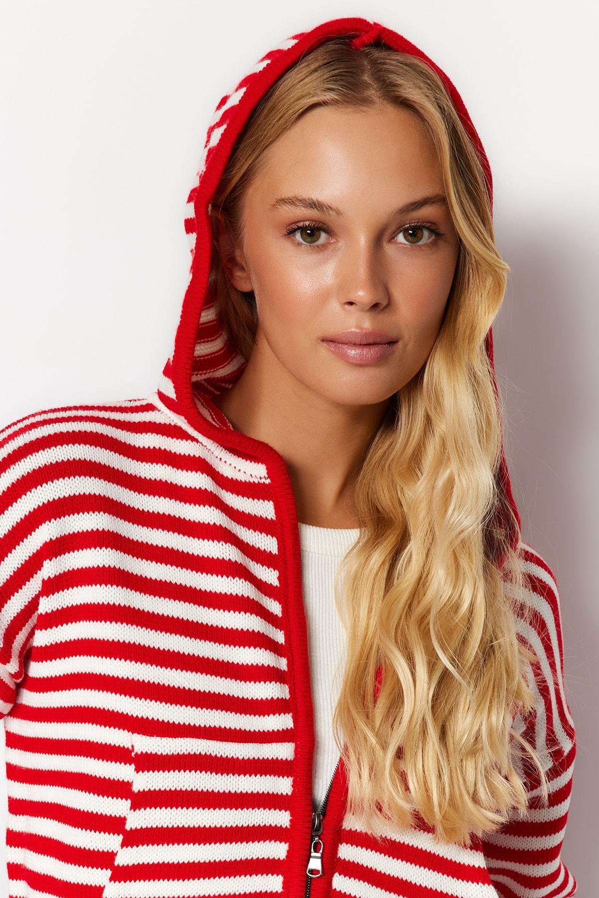 Trendyol - Red Hood Knitwear Cardigan