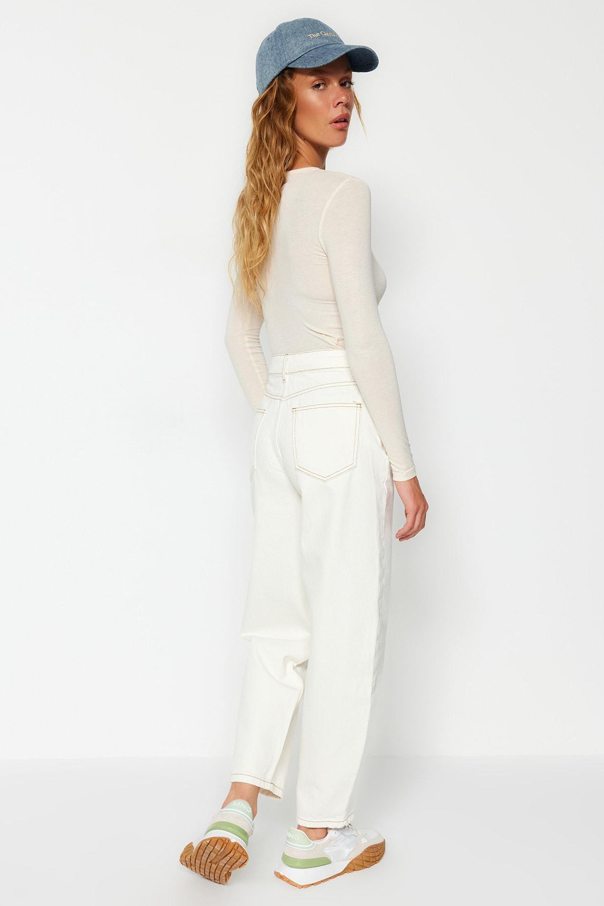 Trendyol - White Boyfriend Jeans