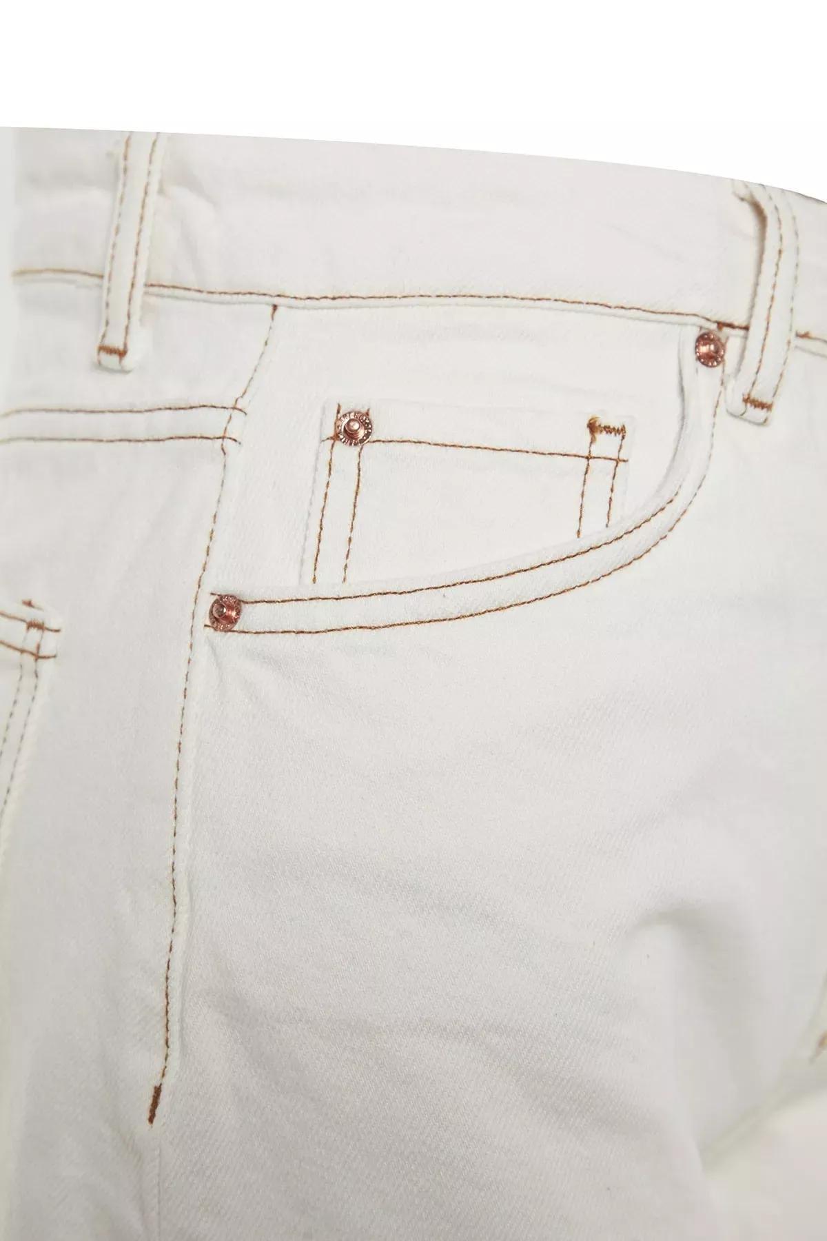 جينز بقصة بويفريند، أبيض, White, large image number 9