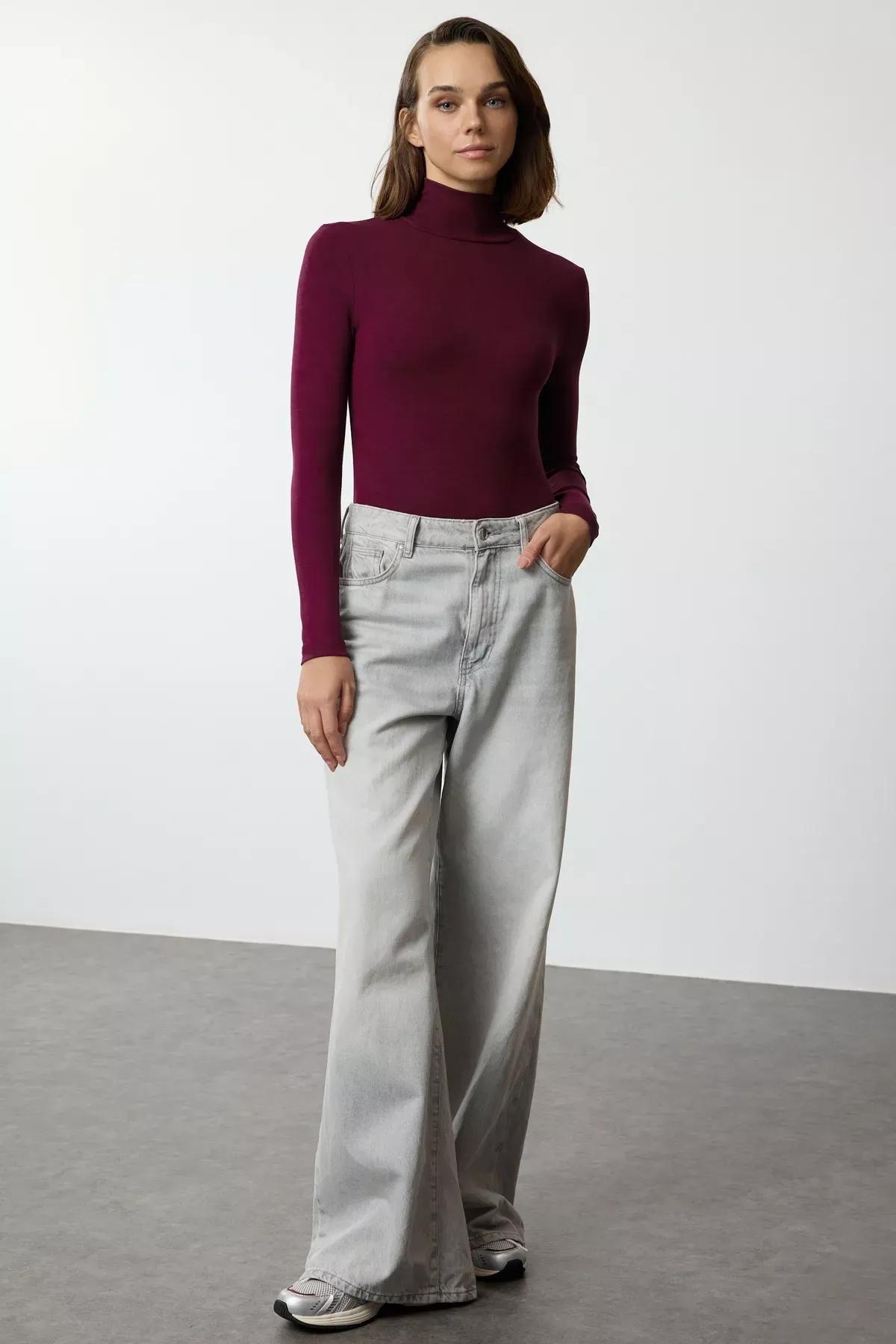 Burgundy Fitted Turtleneck Knit Blouse, , large image number 1
