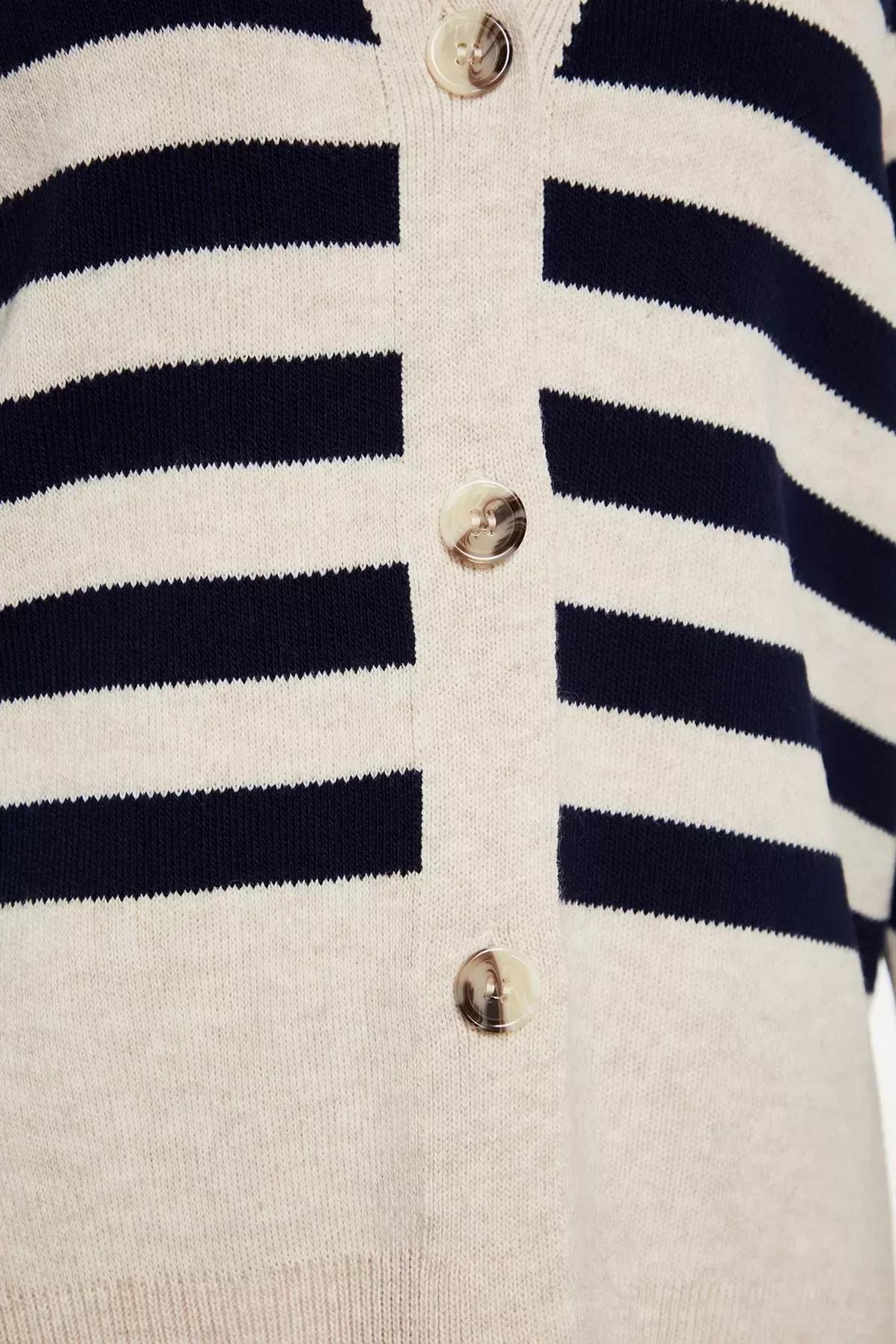 Beige Buttoned Striped Knitwear Co-Ord Set, Beige, large image number 5