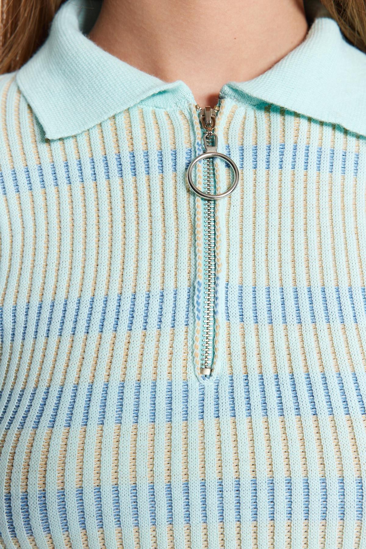 Trendyol - Green Zip-Up Knitwear Sweater