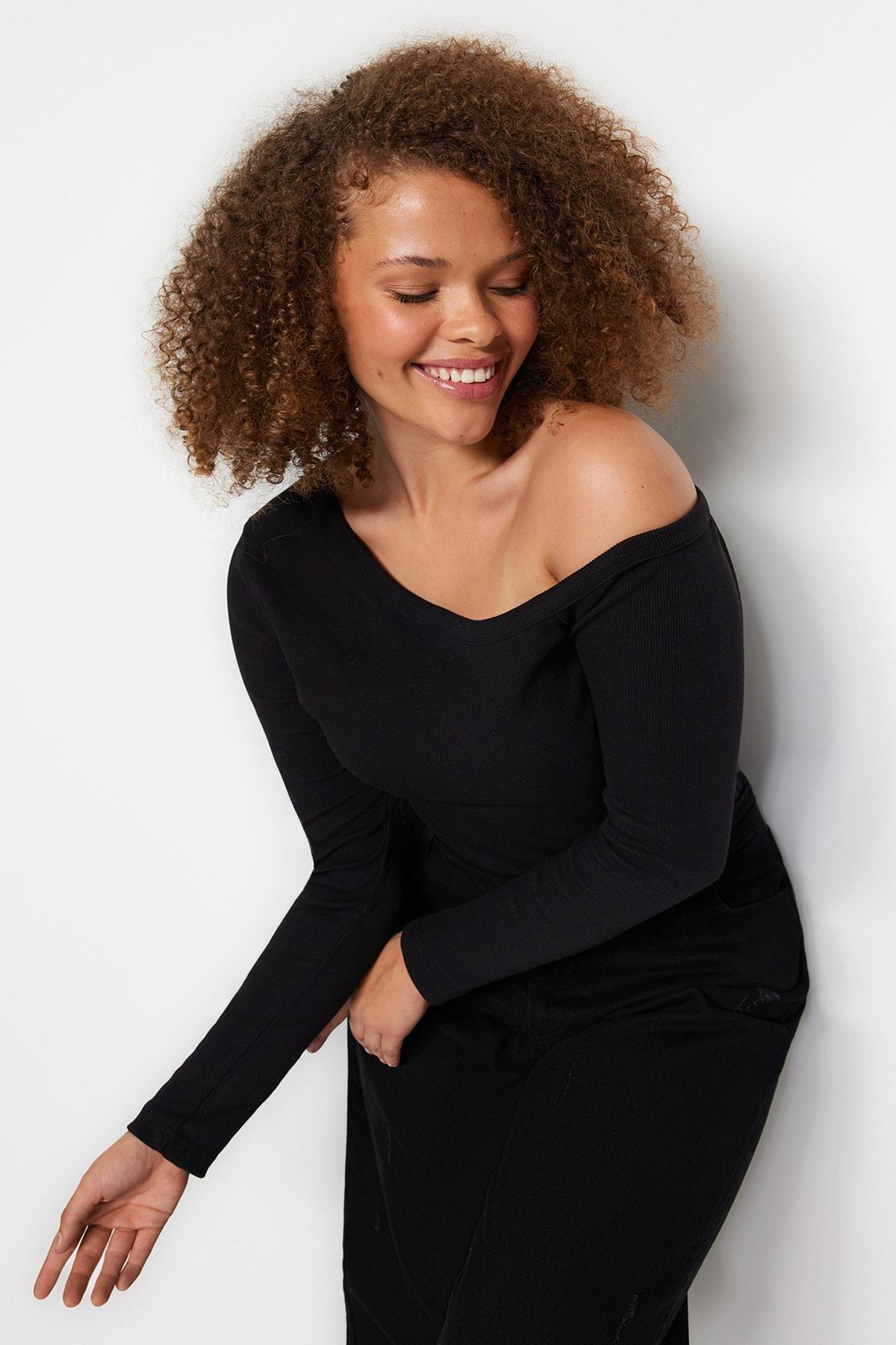 Black Fitted Plus Size Blouse, , large image number 0