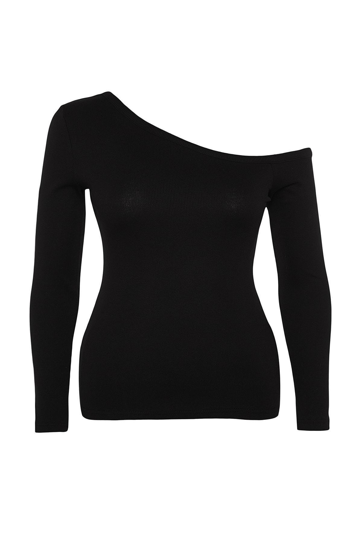 Black Fitted Plus Size Blouse, , large image number 5