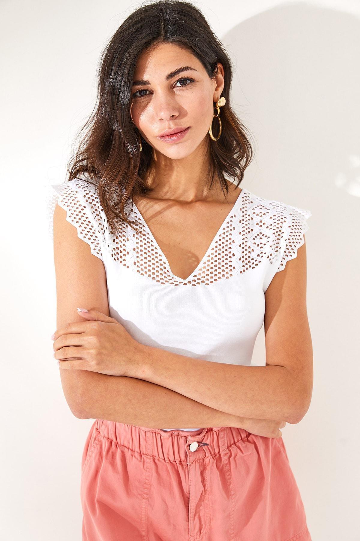 Olalook - White V-Neck Openwork Knitted Blouse