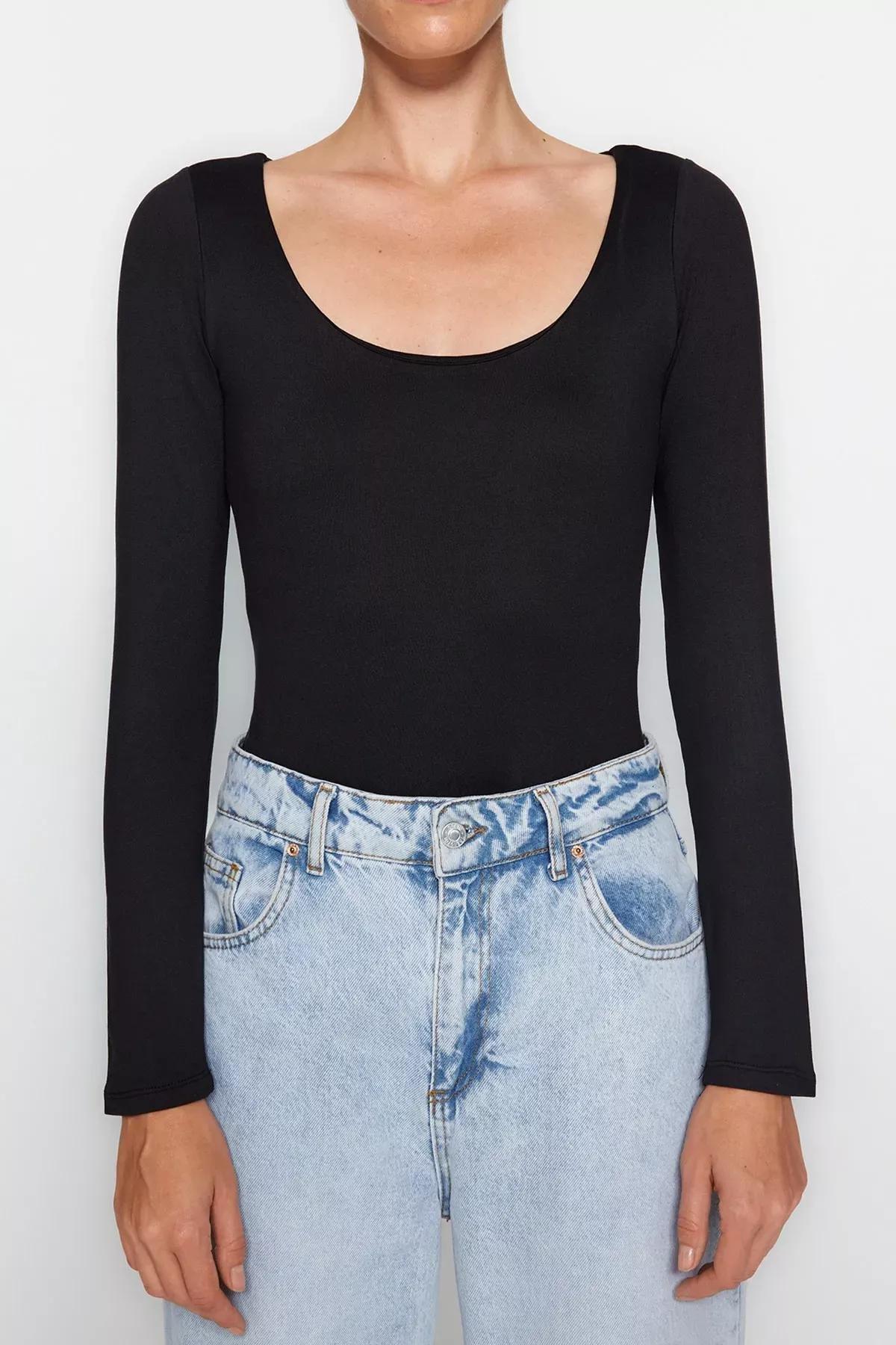 بوديسوت مُحاك ناعم بفتحة رقبة عميقة، أسود, BLACK, large image number 3