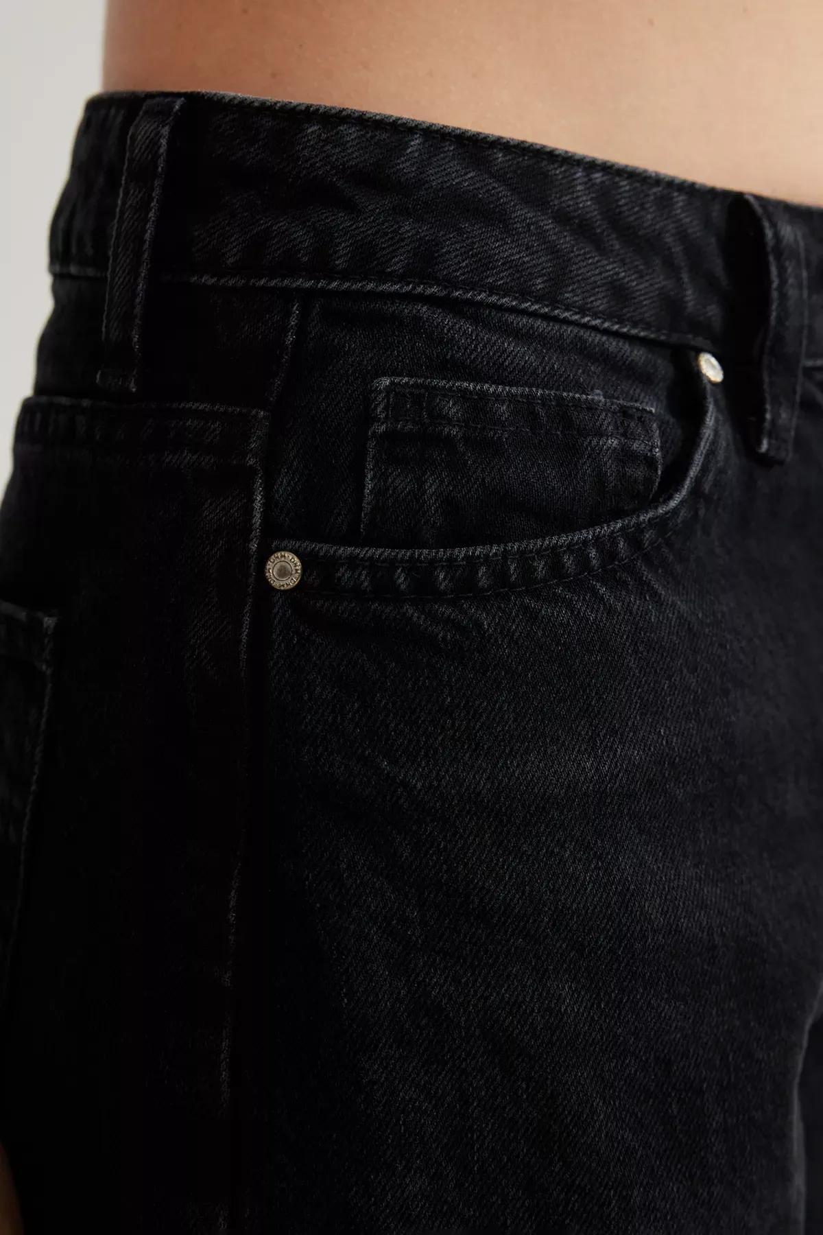 Black High Waist Mom Jeans, BLACK, large image number 8