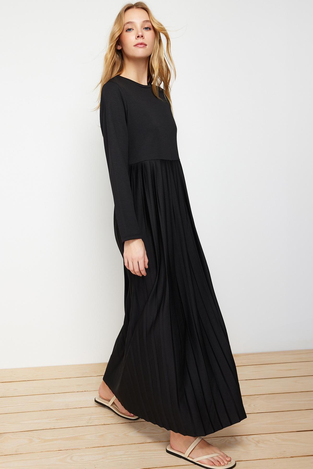 Black Pleated Scuba Knit Dress, , large image number 3