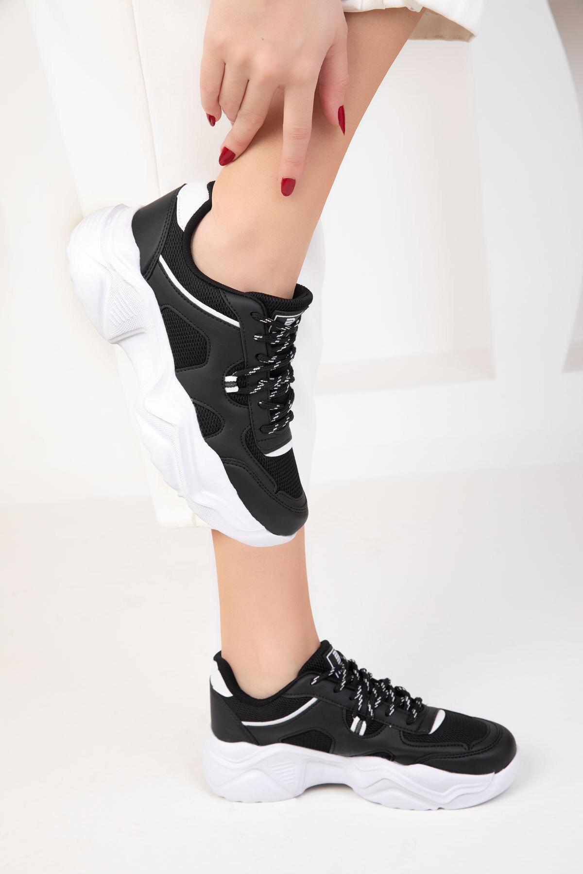 Black Casual Lace-Up Sneakers, , large image number 1